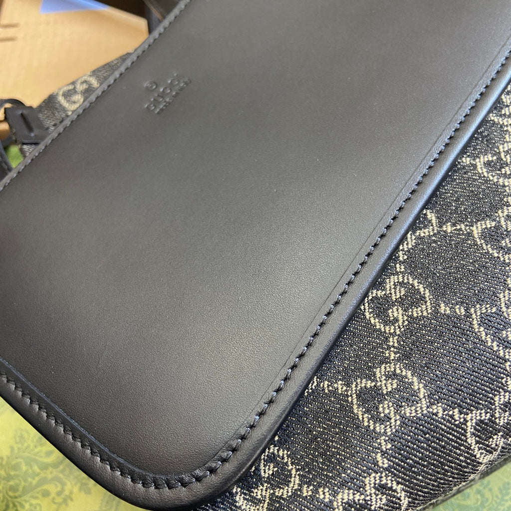 OPHIDIA GG 27 MITTLERE TRAGETASCHE SCHWARZER DENIM