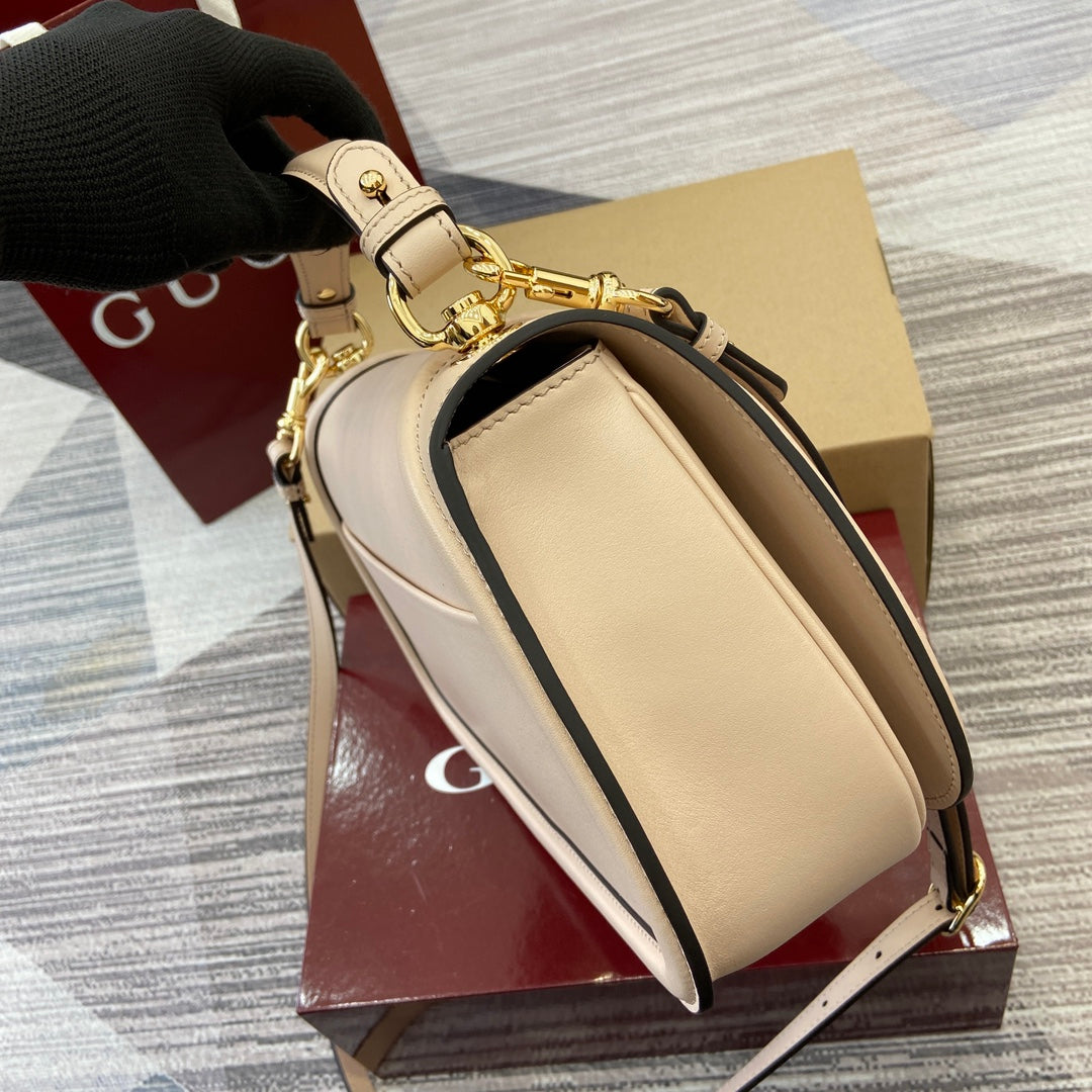 BLONDIE MEDIUM SCHULTERTASCHE 32 IN BEIGE KALBSLEDER GOLDENE BESCHLÄGE