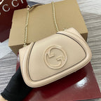 BLONDIE MINI-SCHULTERTASCHE 21 IN BEIGE KALBSLEDER GOLDENE BESCHLÄGE