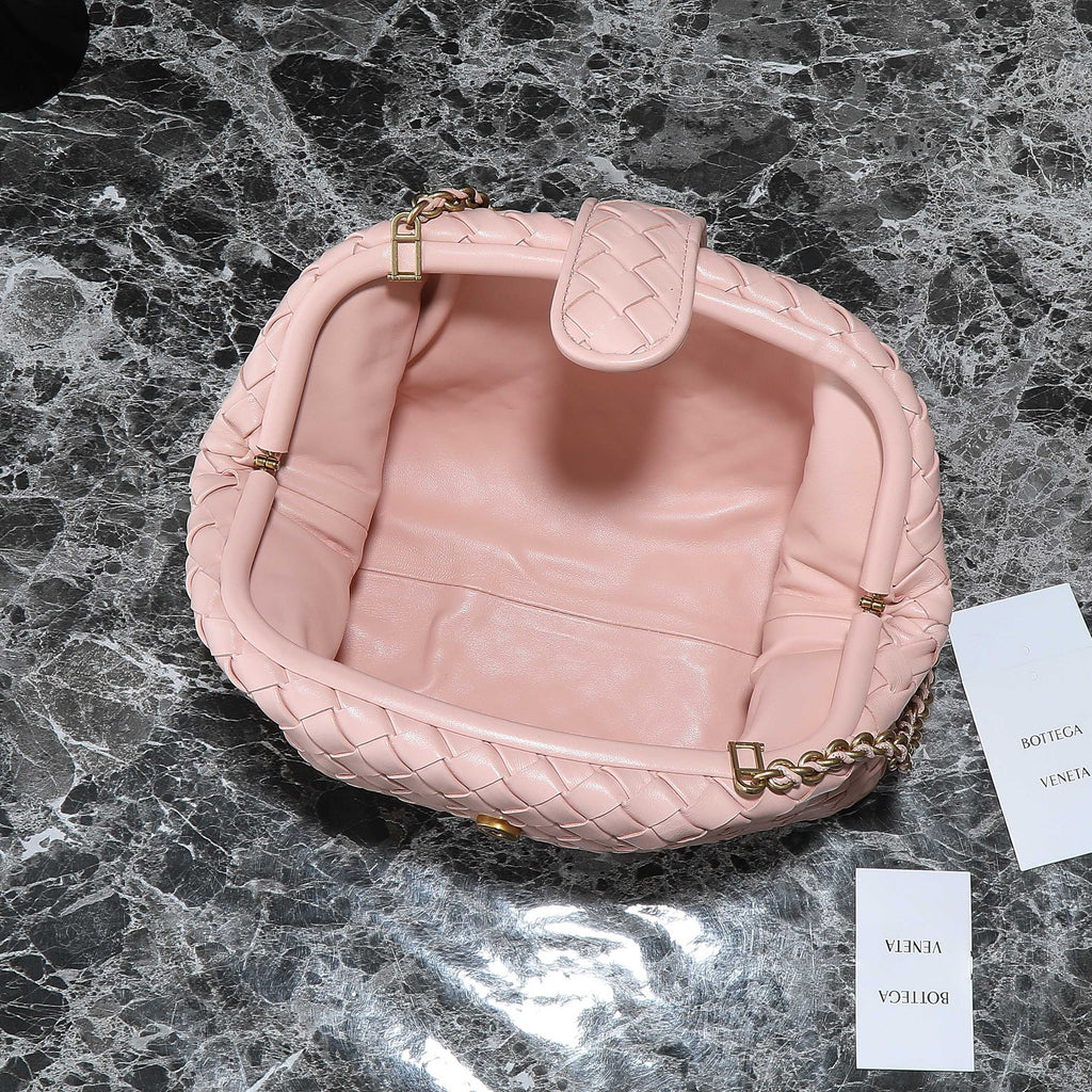 LAUREN 1980 TASCHE 31 IN MELON PINK LAMMLEDER GOLDENER TRAGERIEMEN