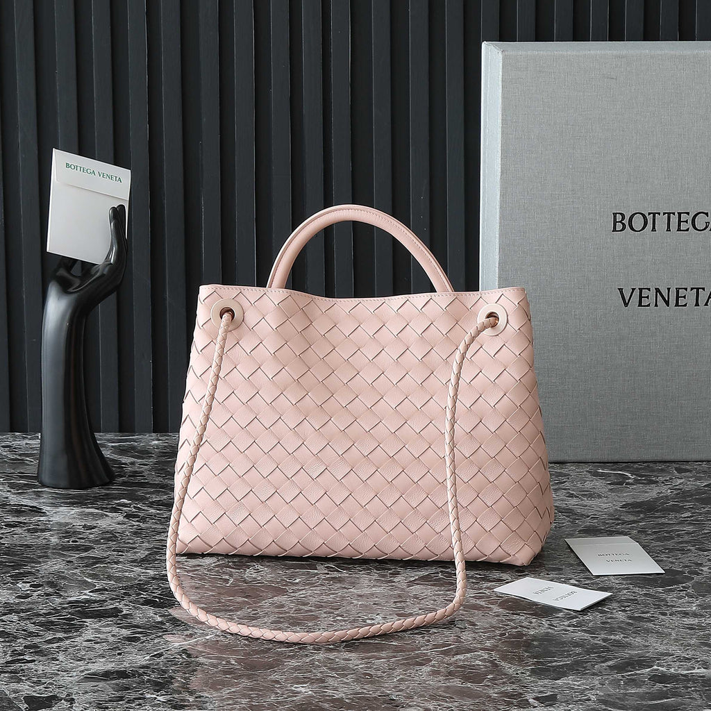 MEDIUM ANDIAMO 32 IN HELLROSE LAMMFELL