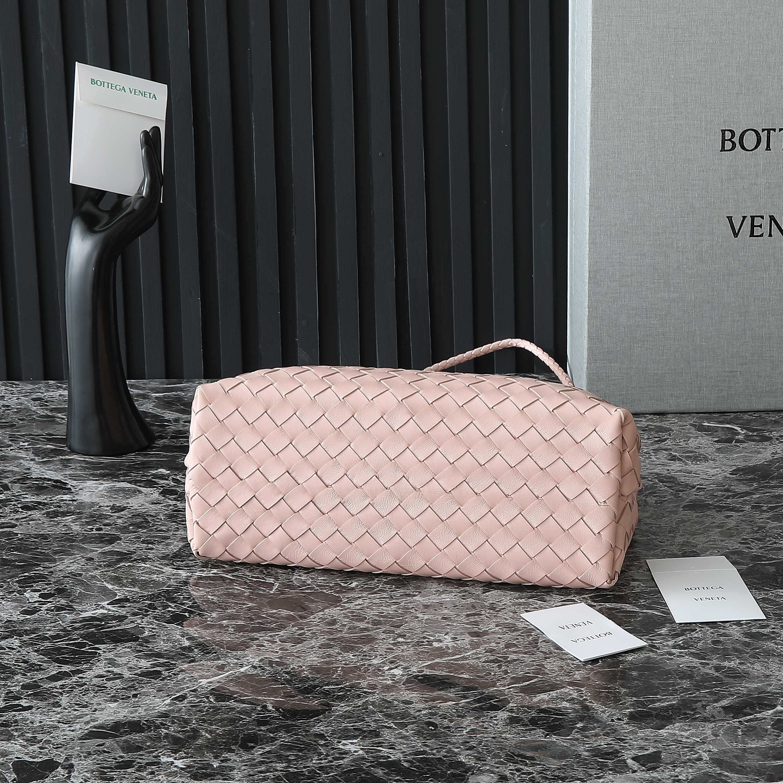 MEDIUM ANDIAMO 32 IN HELLROSE LAMMFELL