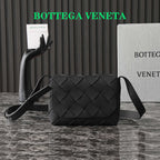BOTTEGA VENETA 25S DIAGO 22 IN SCHWARZEM KALBSLEDER SILBERNE BESCHLÄGE