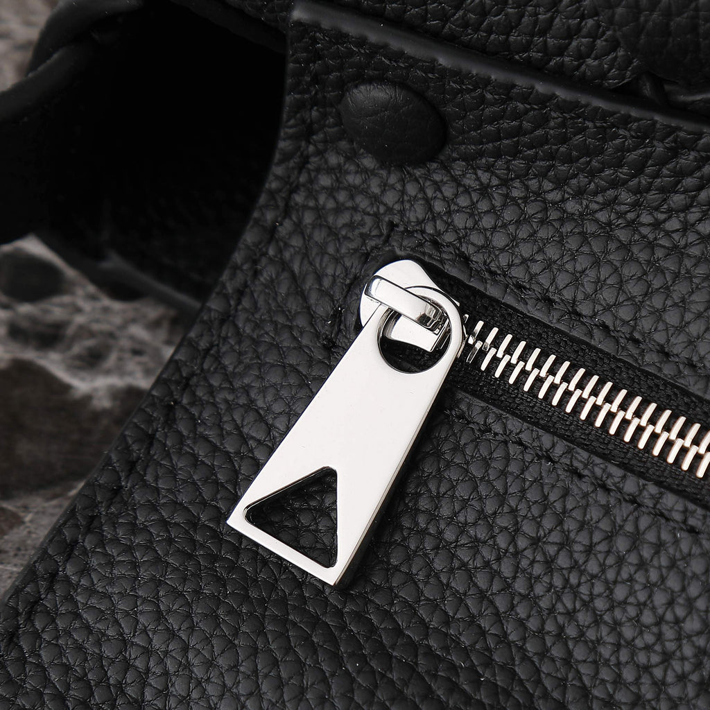 BOTTEGA VENETA 25S DIAGO 22 IN SCHWARZEM KALBSLEDER SILBERNE BESCHLÄGE