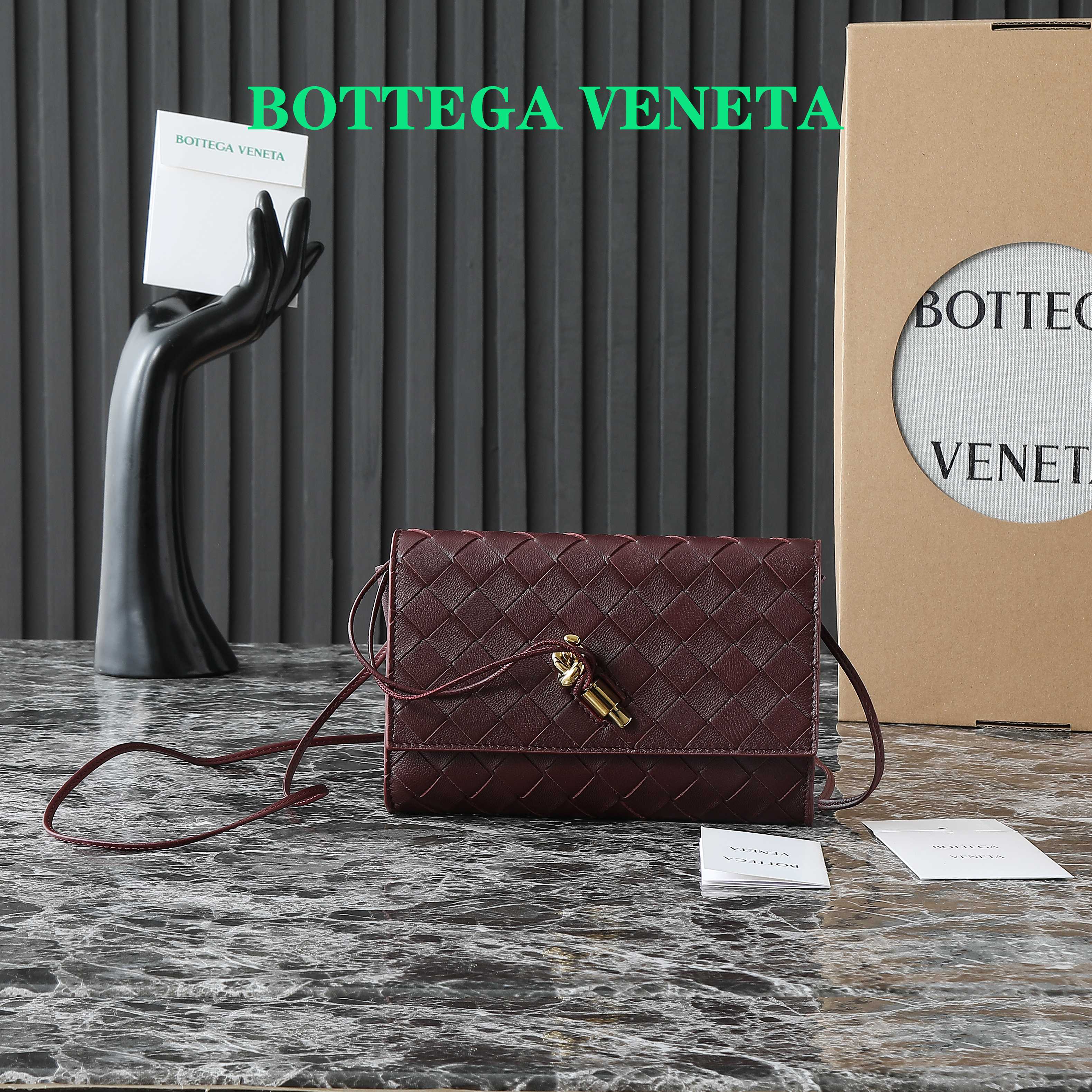 BOTTEGA VENETA 25S ANDIAMO POUCH 19 IN DEEP MAROON KALBSKIN GOLD HARDWARE