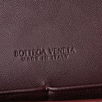 BOTTEGA VENETA 25S ANDIAMO POUCH 19 IN DEEP MAROON CALFSKIN GOLD HARDWARE