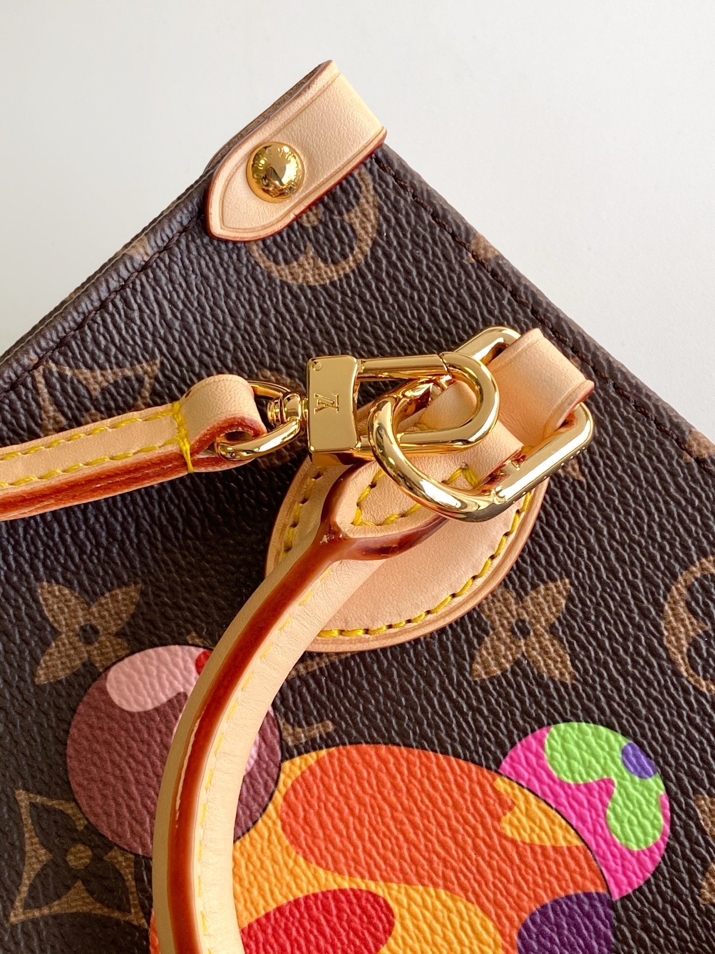 PANDA ONTHEGO TASCHE 18 IN BRAUN MONOGRAMM BESCHICHTETES CANVAS