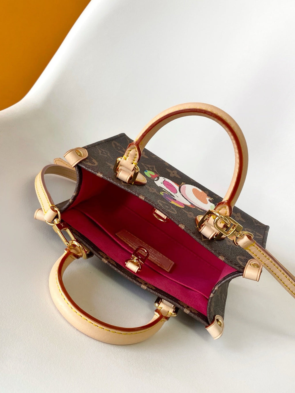 PANDA ONTHEGO TASCHE 18 IN BRAUN MONOGRAMM BESCHICHTETES CANVAS