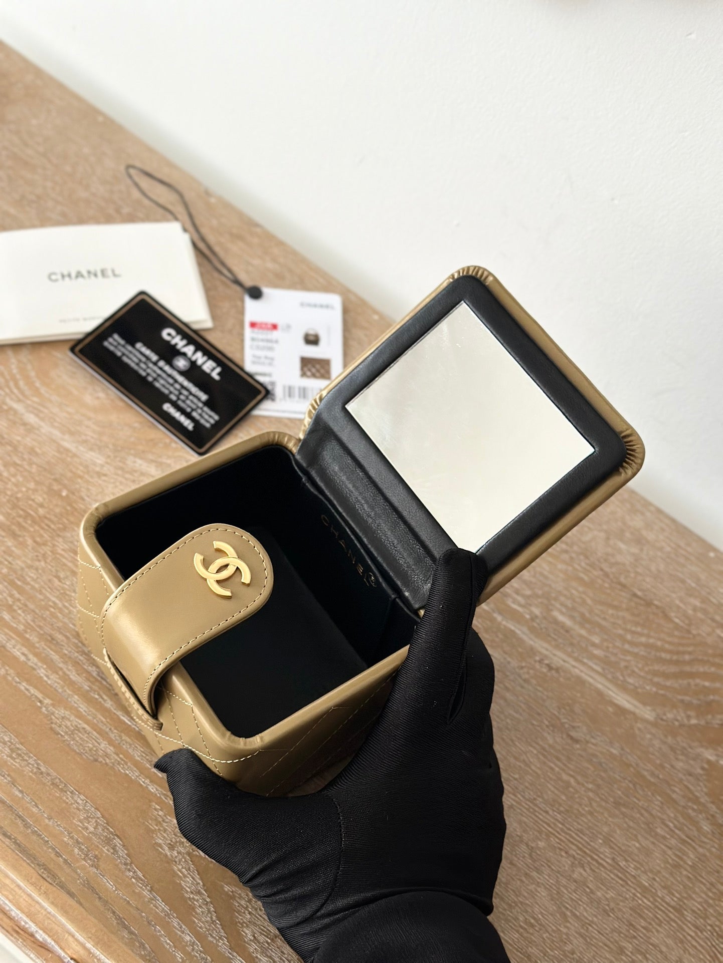 MINI VINTAGE KOSMETIKTASCHE 11 IN CAPE PALLISER GLÄNZENDES KALBSLEDER GOLDENE BESCHLÄGE