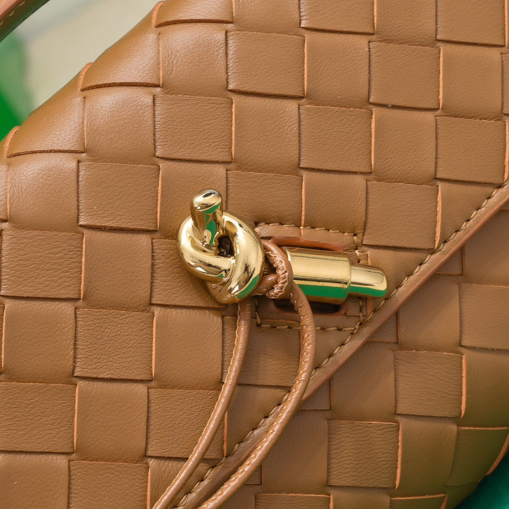 BV Lange Clutch Andiamo 31 Tan Leder Ghw 