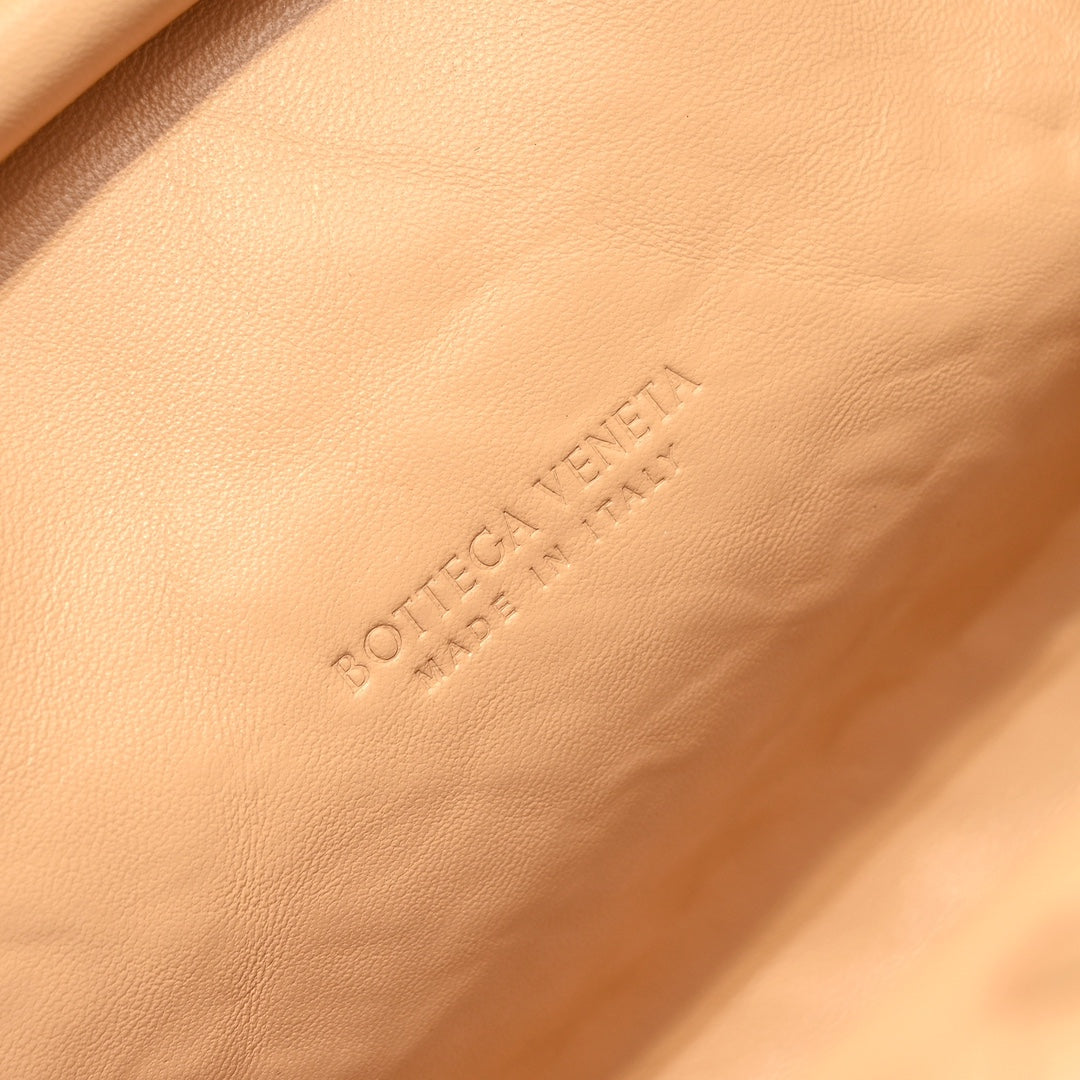 Teen Lauren 1980 mit Kette, 31,5 cm, beigefarbenes Leder, Ghw 