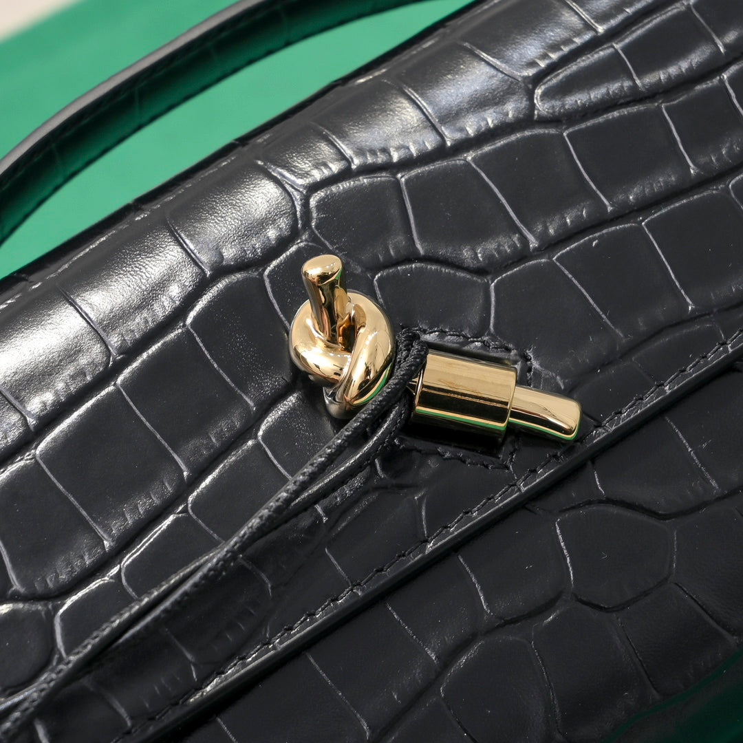 BV Long Clutch Andiamo 31 Schwarzes Krokodilkalbsleder Ghw 