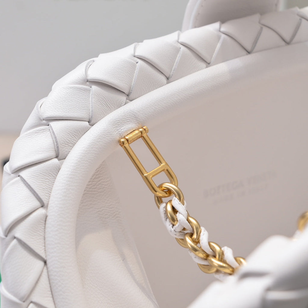 Teen Lauren 1980 mit Kette, Größe 31,5, weißes Leder, Ghw 