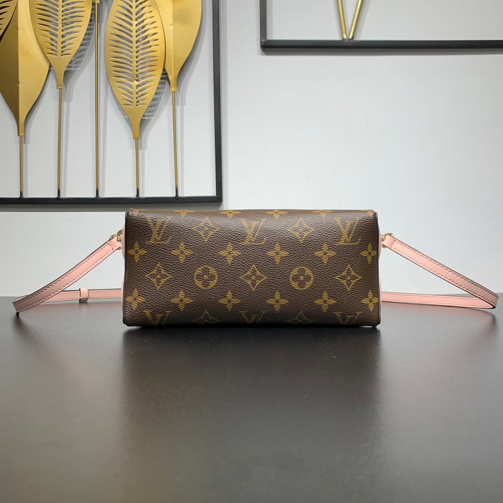 BLOOM POUCH 22 AUS BRAUNEM MONOGRAMM-CANVAS UND SEITEN AUS PASTELROSEM KALBSLEDER