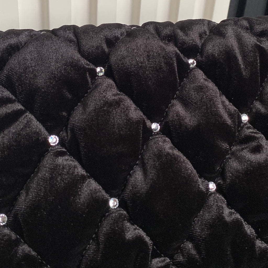 Klapptasche 23, befestigter Diamant in schwarzem Samt, goldene Beschläge