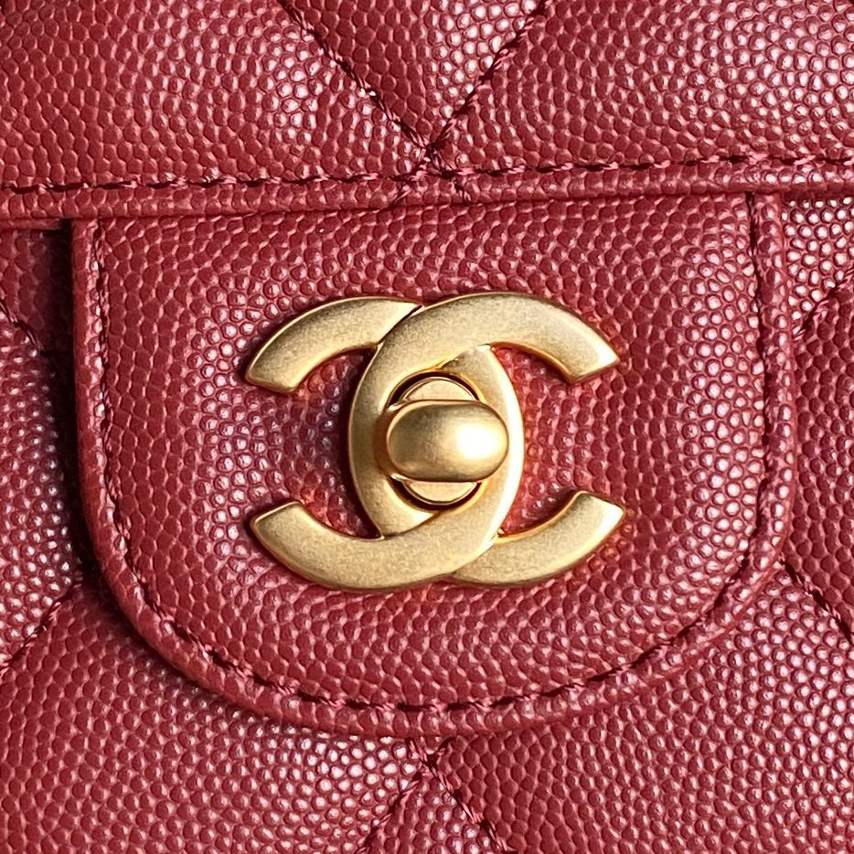 RETRO STYLE FLAP BAG 19 IN STILETTO RED GRAINED CALFSKIN GOLD HARDWARE