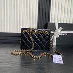 QUILTED HANDBAG 21 IN BLACK DIAMOND PATTERN LAMBSKIN GOLD HARDWARE