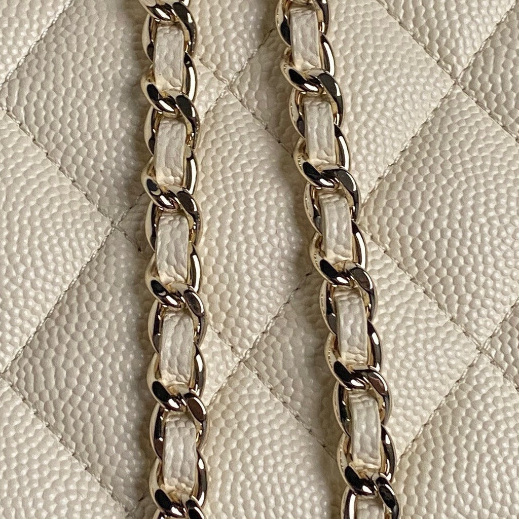 COSMETIC BAG 19 IN CREAM GRAINED CALFSKIN GOLD HARDWARE