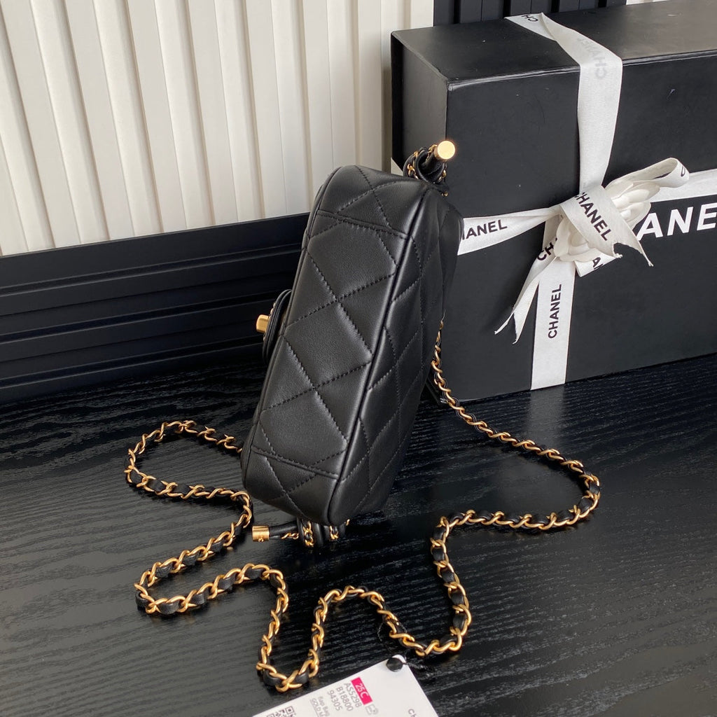 25C Klapptasche, 18 Zoll, schwarzes, glattes Lammleder, goldene Beschläge