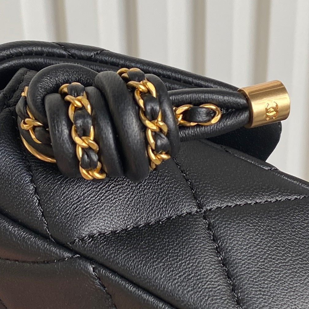 25C Klapptasche, 18 Zoll, schwarzes, glattes Lammleder, goldene Beschläge