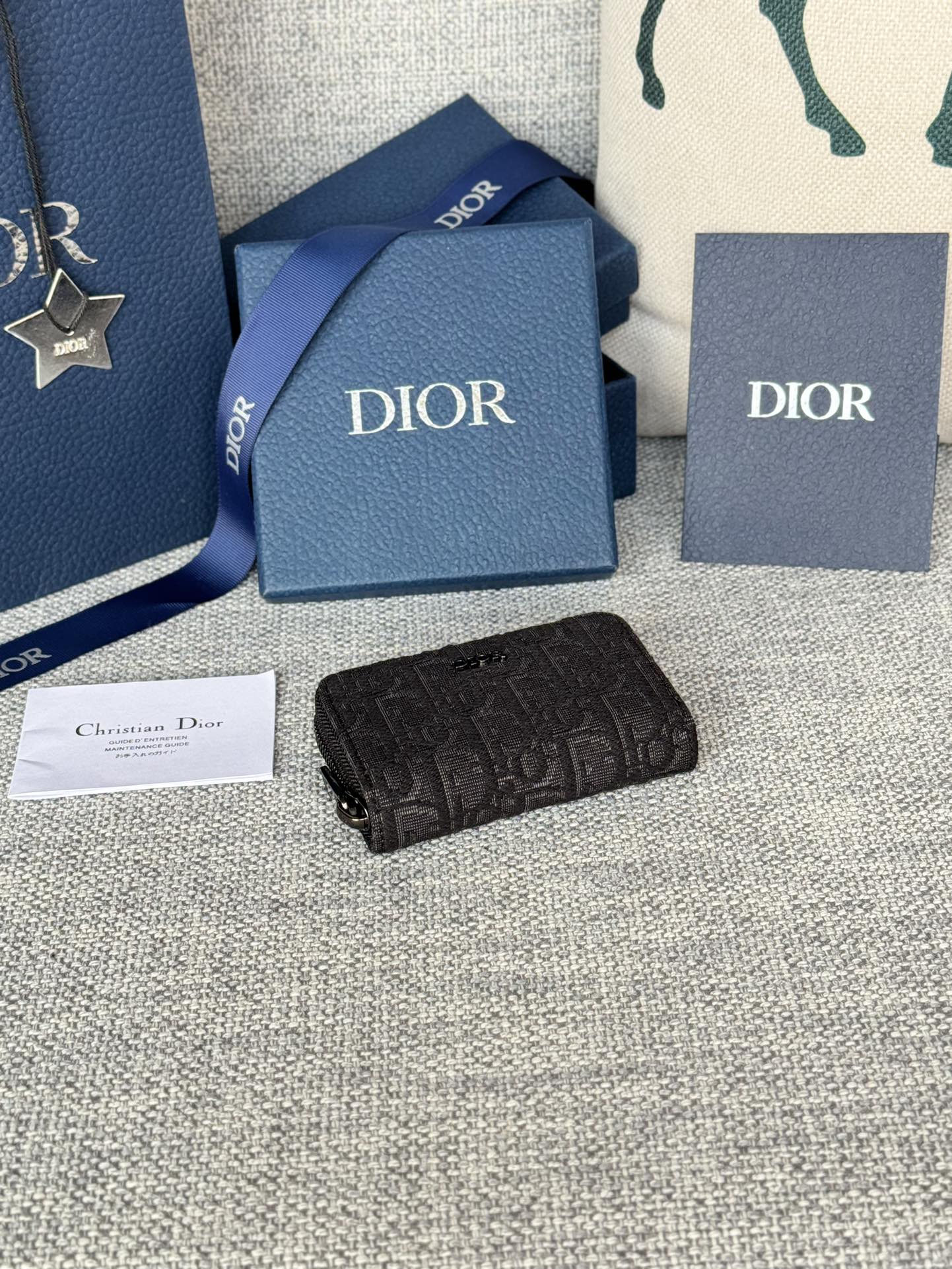 Mini-Geldbörse mit Reißverschluss, 10 Zoll, Schwarz, Monogram Obliqué Jacquard