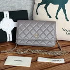 CC WOC ENTRUPY 19 Tasche aus spanisch-grauem Kalbsleder