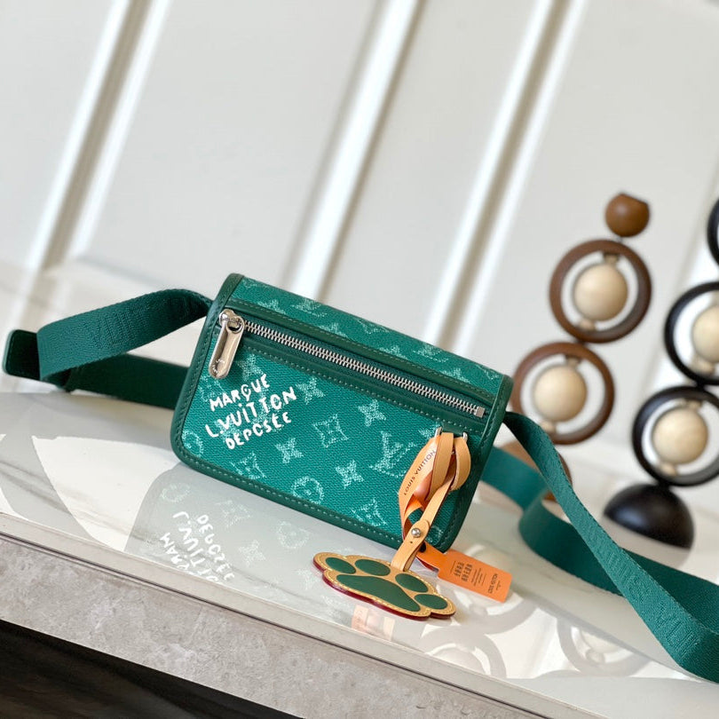 BOSPHORE TRAGEGELD 19 IN GRÜNEM MONOGRAMM HERITAGE CANVAS