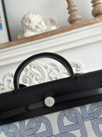 HERBAG ZIP 31 LAQUERED BAG IN OFF-WHITE MIX BLUE H PLUME CANVAS