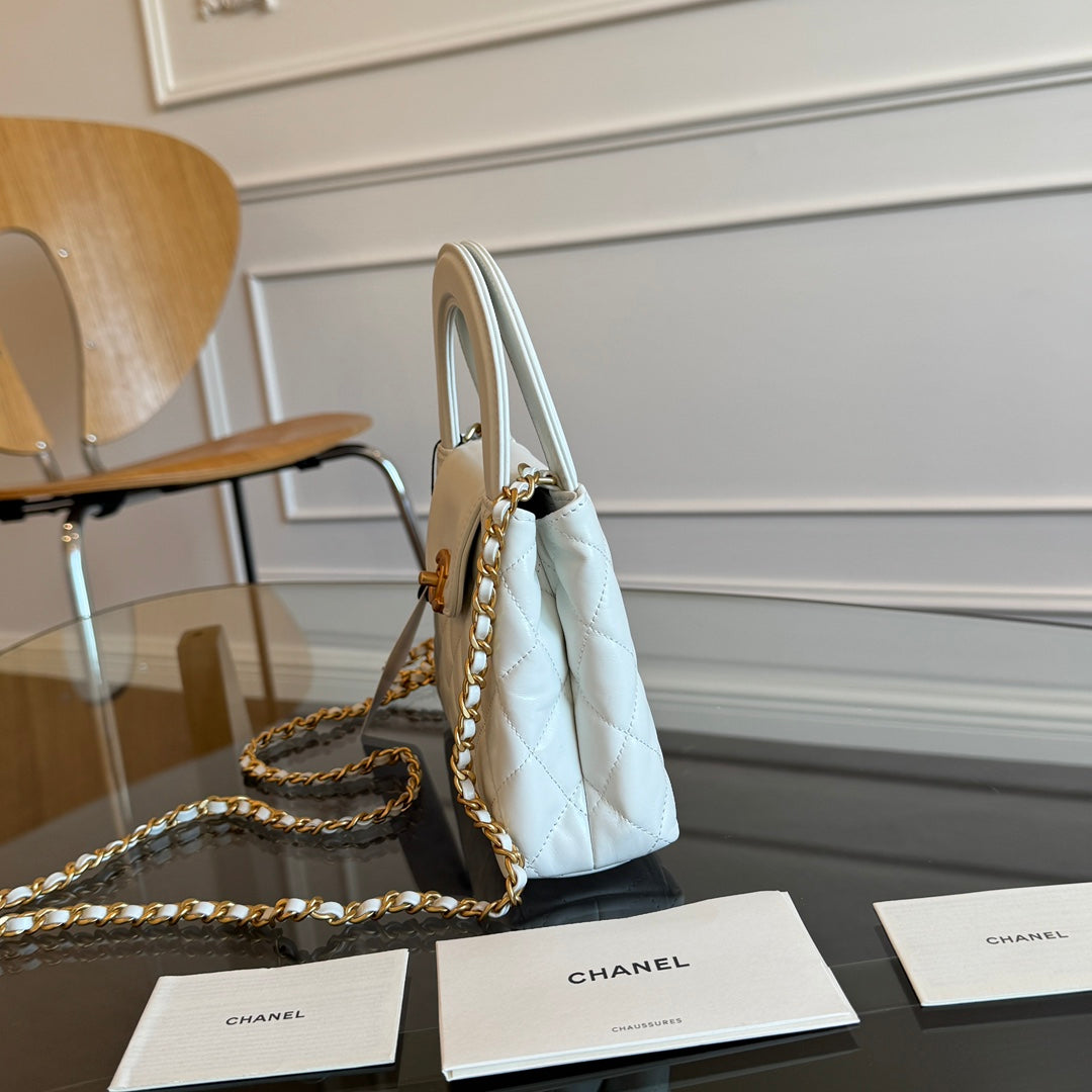 KELLY EINKAUFSTASCHE 19 IN WEISSEM KALBSLEDER GOLDENE BESCHLÄGE 