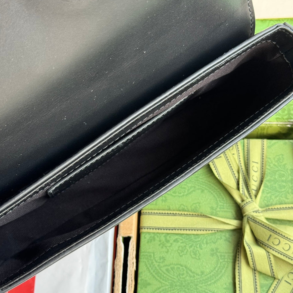 SUPER MINI SCHULTERTASCHE 21 IN SCHWARZEM GEPRÄGTES KALBSLEDER