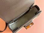 BAMBOO 1947 MINI-TASCHE 17 IN BRAUNEM KALBSLEDER UND BEIGEM CANVAS