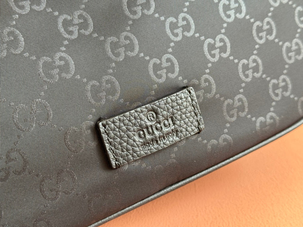 NYLON LINE BODY BAG 27 IN BLACK GG CANVAS