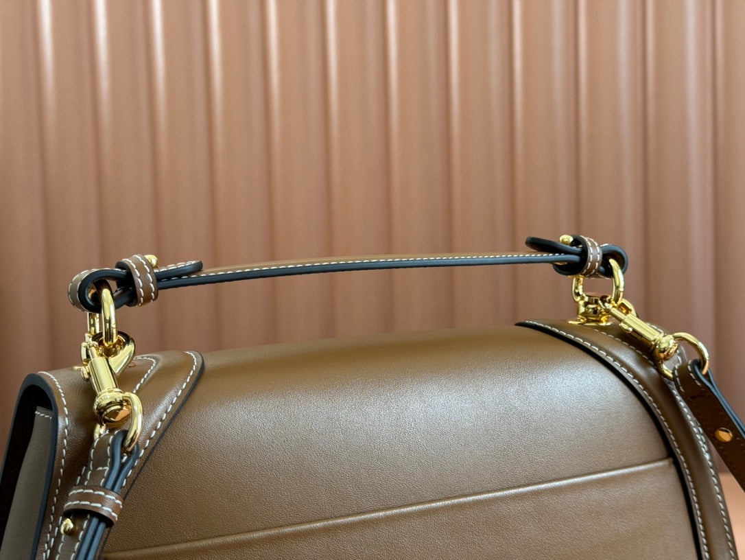 Große Blondie-Tasche mit Henkel, 81 cm, braunes Kalbsleder