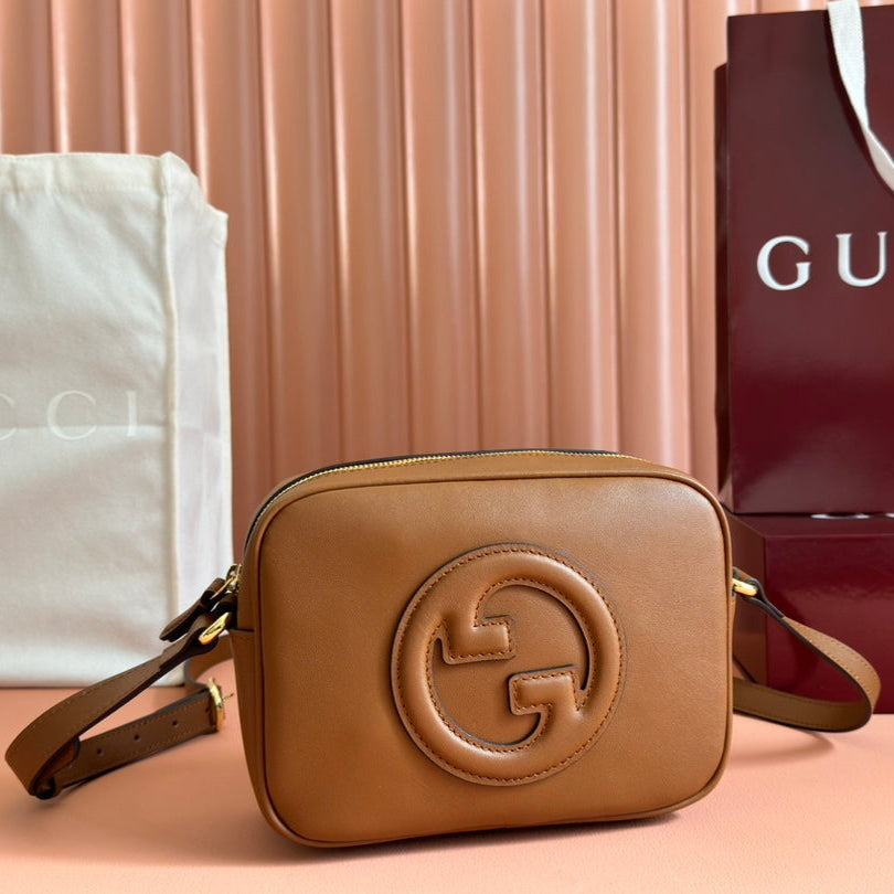 BLONDIE KLEINE SCHULTERTASCHE 21 IN BRAUN GLATTES KALBSLEDER