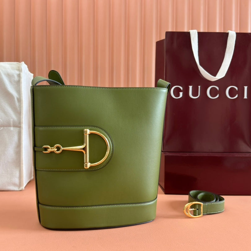 73 MITTLERE EIMERTASCHE 27,5 IN GRÜN GLATTES KALBSLEDER