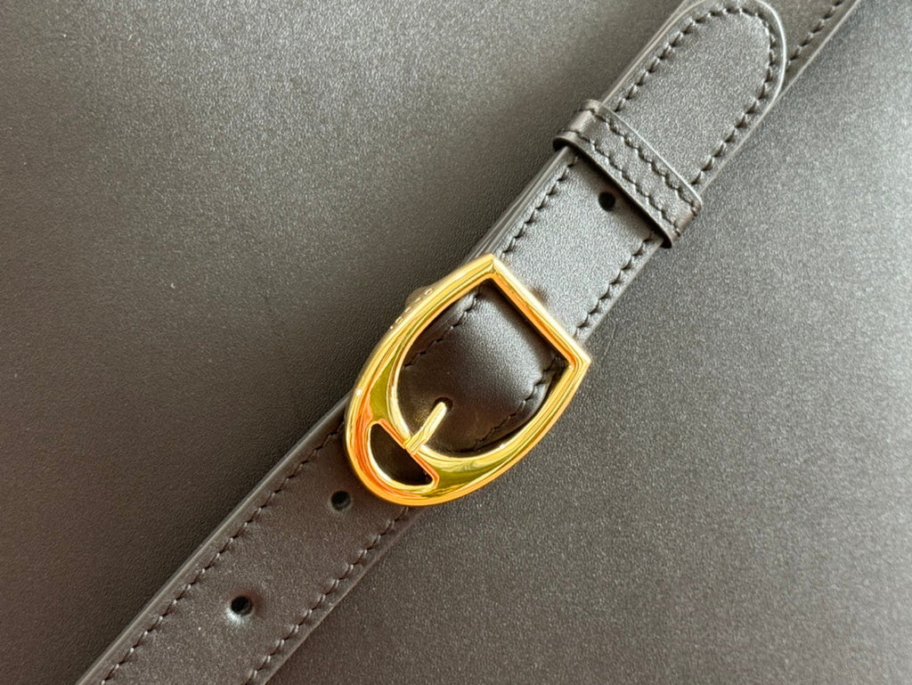 73 MITTELGROSSE EIMERTASCHE 27,5 IN SCHWARZES GLATTES KALBSLEDER