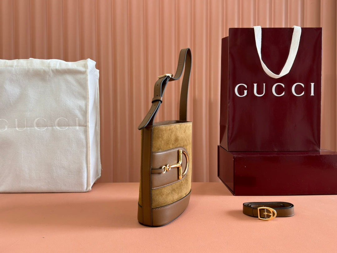 73 KLEINE EIMERTASCHE 20 IN BRAUN WEICHES WILDLEDER UND KALBSLEDER