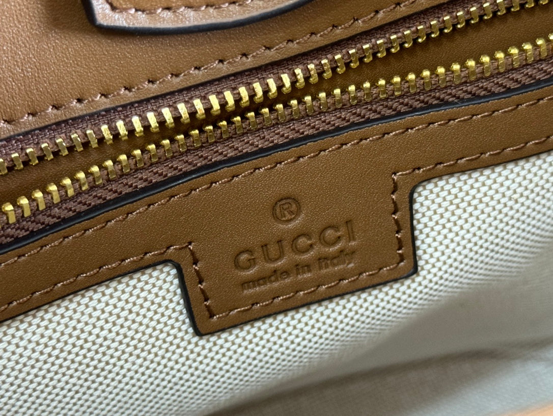 73 KLEINE EIMERTASCHE 20 IN BRAUN WEICHES WILDLEDER UND KALBSLEDER