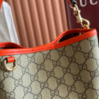 GUCCI 25S EMBLEM MINI-TASCHE 19 IN BEIGE UND SCHWARZEM KALBSLEDER