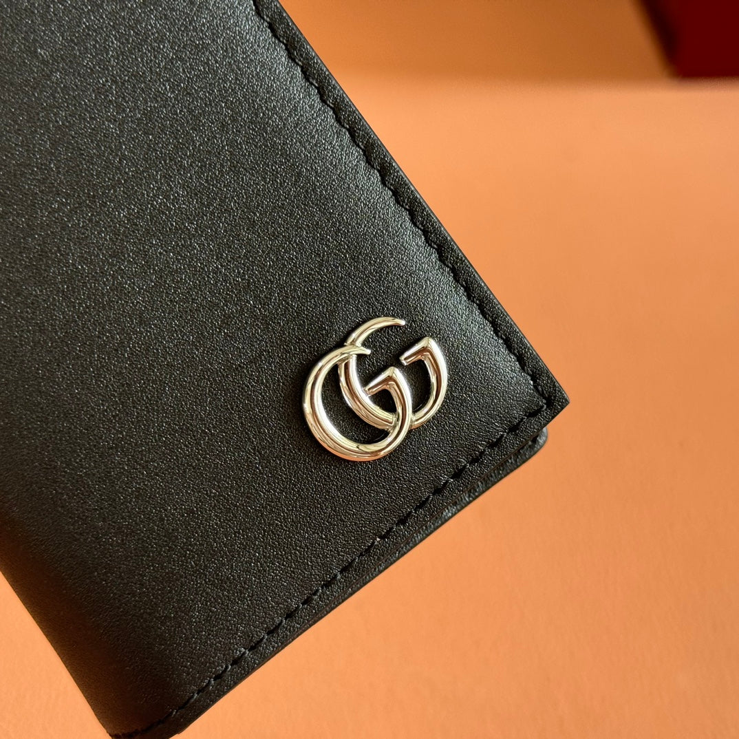 GUCCI 25S MARMONT GELDBÖRSE 10 IN SCHWARZEM KALBSLEDER