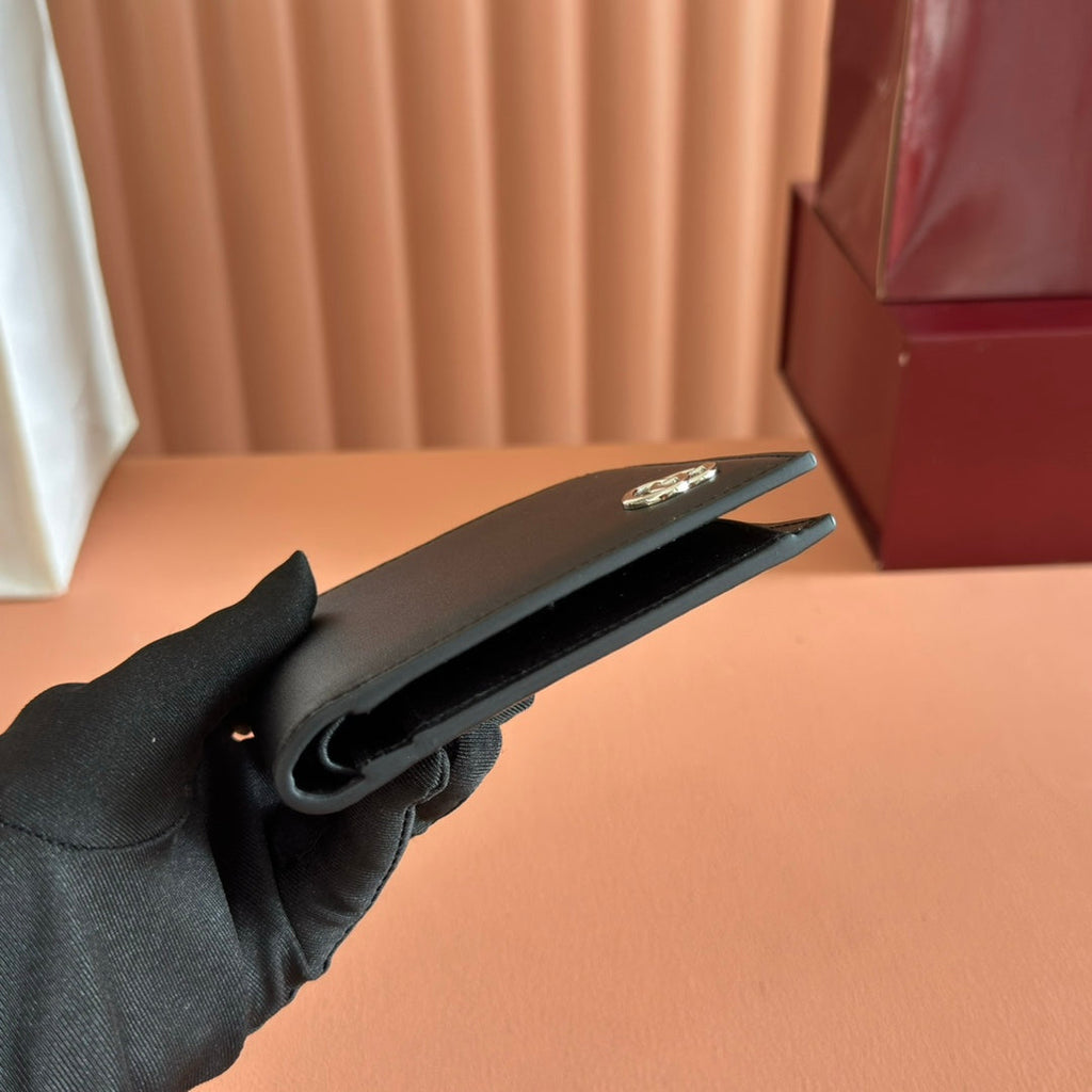 GUCCI 25S MARMONT GELDBÖRSE 11 ZOLL SCHWARZES KALBSLEDER SILBERNE BESCHLÄGE