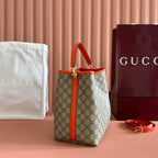 GUCCI 25S EMBLEM TASCHE 25 IN BEIGE UND SCHWARZEM KALBSLEDER