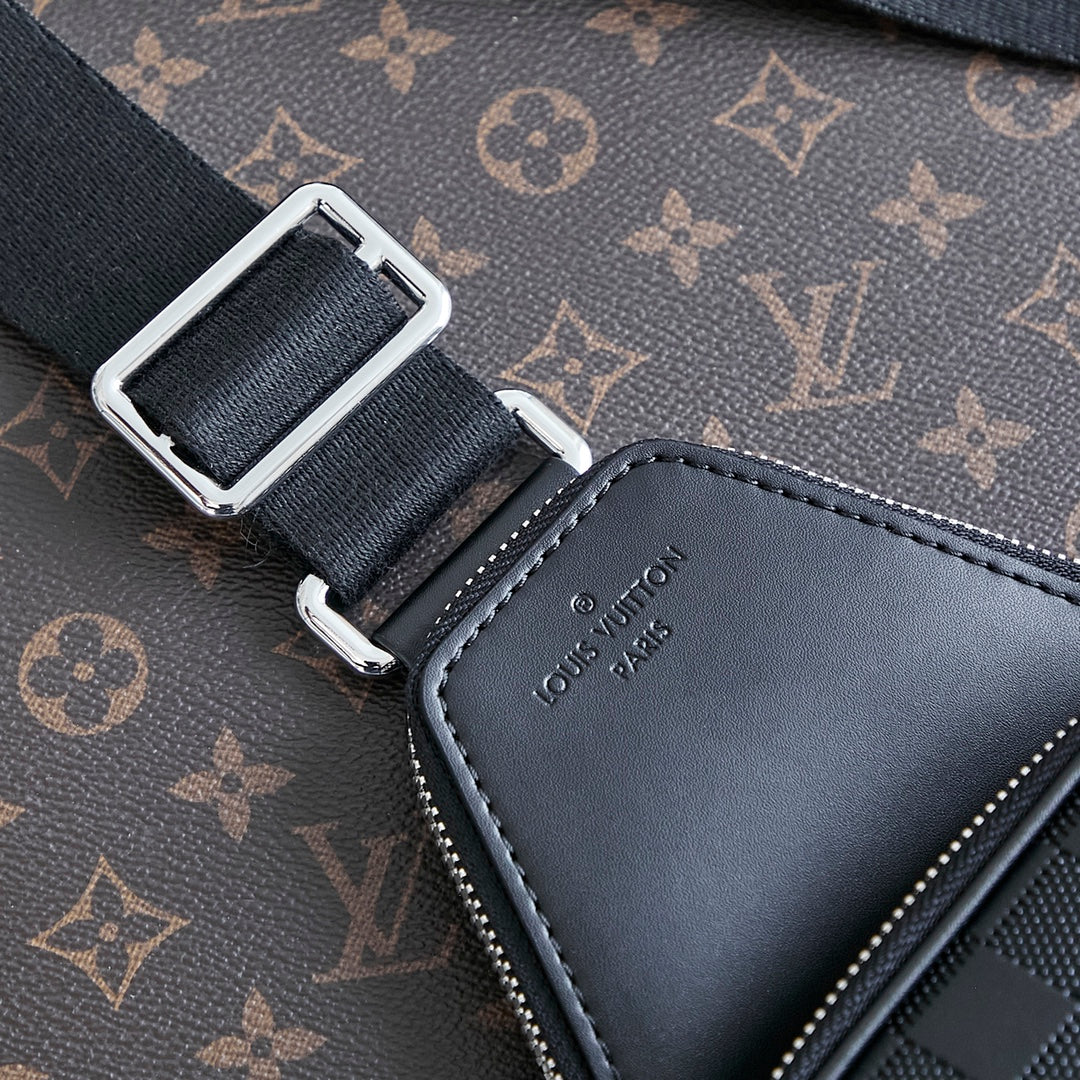 AVENUE SLINGBAG 31 IN SCHWARZEM DAMIER INFINI KALBSLEDER