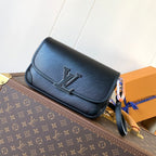 BUCI TASCHE 24 IN SCHWARZ EPI NARBENFROßE