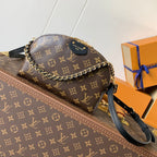 ALMA BE TASCHE 27 IN BRAUNEM MONOGRAMM-CANVAS UND RINDLEDER