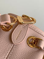 BÜNDELTASCHE 28 AUS ROSA MONOGRAMM-EMPREINTE-RINDSLEDER