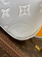 BOULOGNE 29 AUS GRAUEM MONOGRAM-EMPREINTE-LEDER, SILBERNE HARDWARE