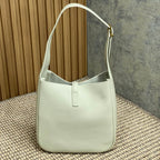 LE 5 À 7 KLEINE GESCHÜTZTE 22 IN WEISSEM KALBSLEDER GOLDENE SCHNALLE