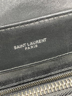 LOULOU SCHULTERTASCHE 32 IN SCHWARZ GESTEPPTES LAMMLEDER SCHWARZE BESCHLÄGE