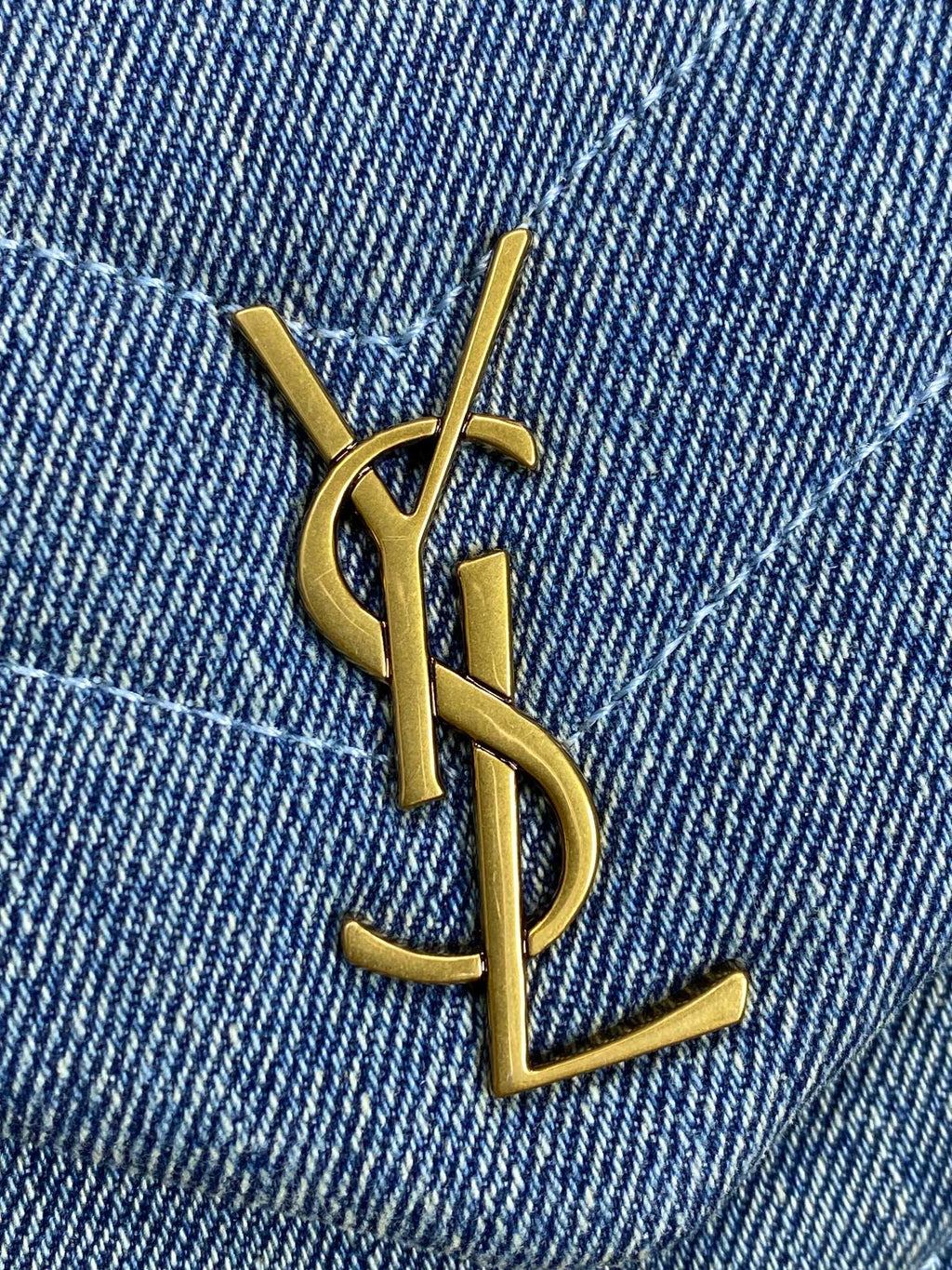 LOULOU MINI-TASCHE 20 IN BLAUEM DENIM GOLDENE BESCHLÄGE